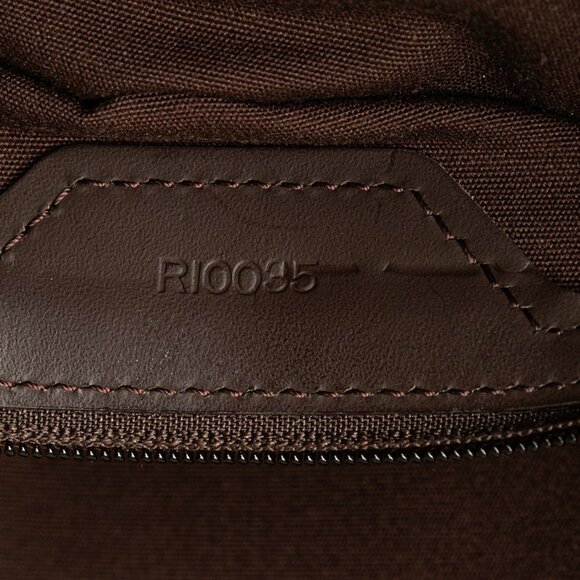 LOUIS VUITTON Brown Leather Tote Bag - Picture 10 of 11